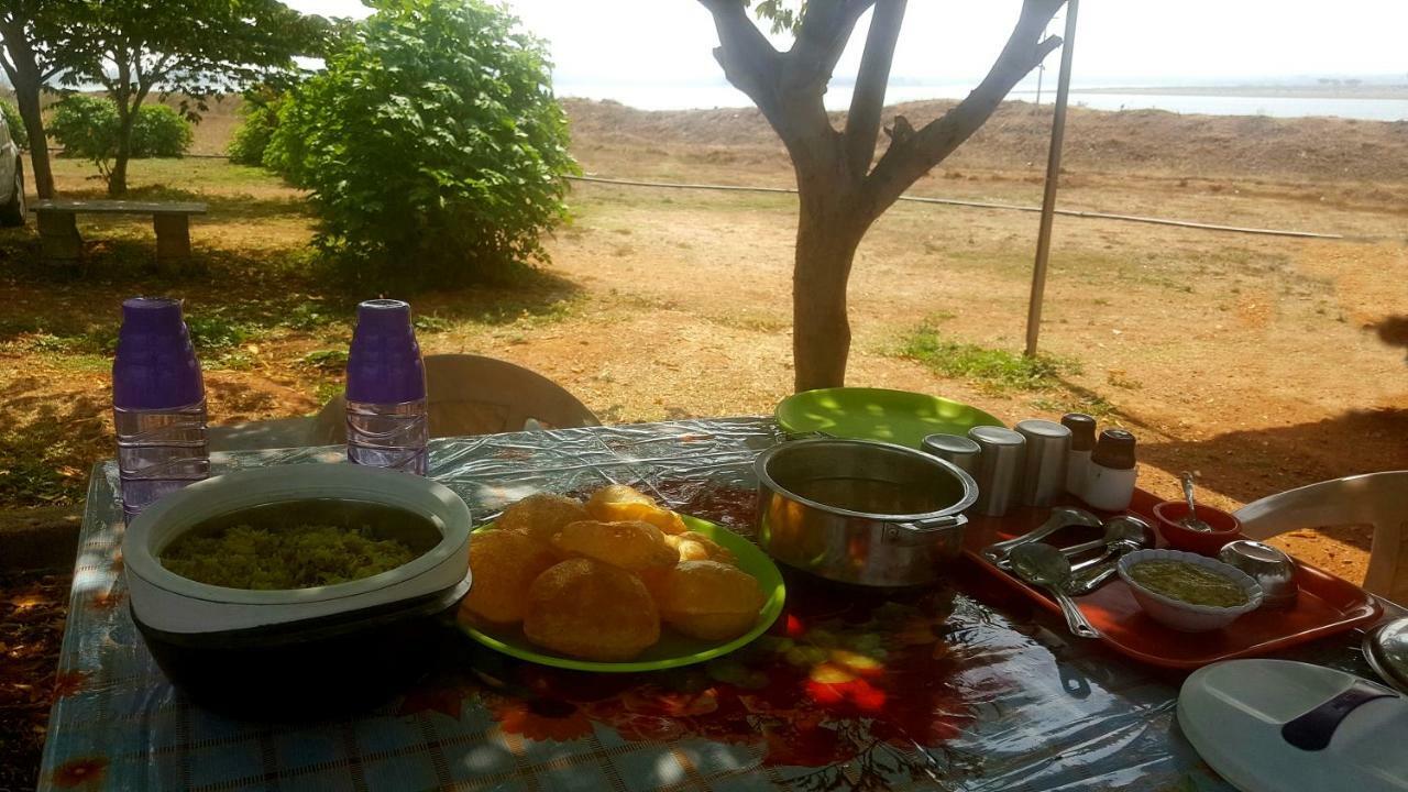 Bed and Breakfast Jungle Trailz Kabini Sargur Экстерьер фото